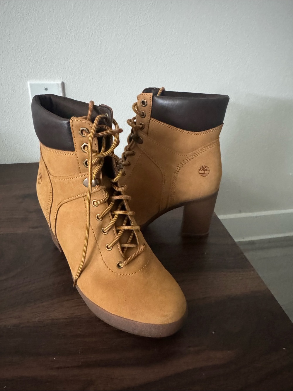Timberland Women's Wheat Nubuck Lace-Up Heeled Ankle Boots